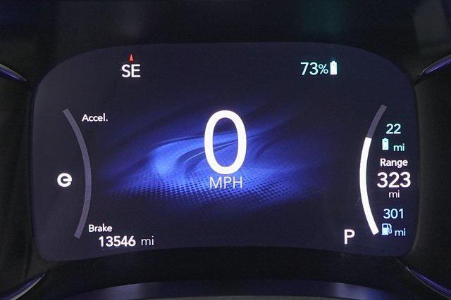 used 2024 Chrysler Pacifica Hybrid car, priced at $37,995