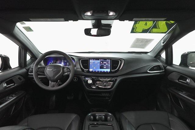 used 2024 Chrysler Pacifica Hybrid car, priced at $37,995