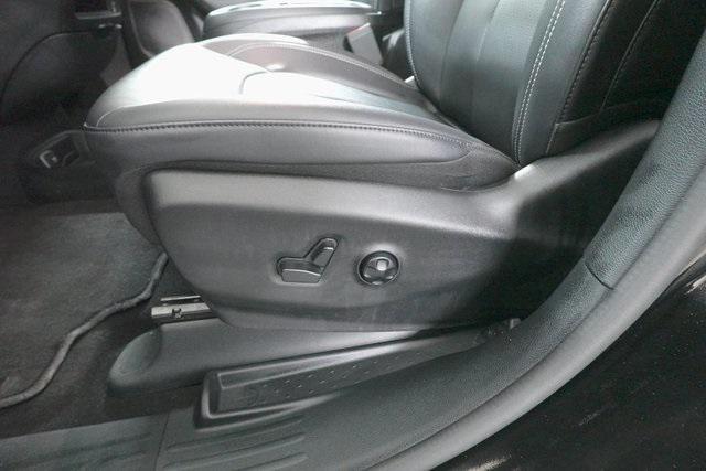 used 2024 Chrysler Pacifica Hybrid car, priced at $37,995