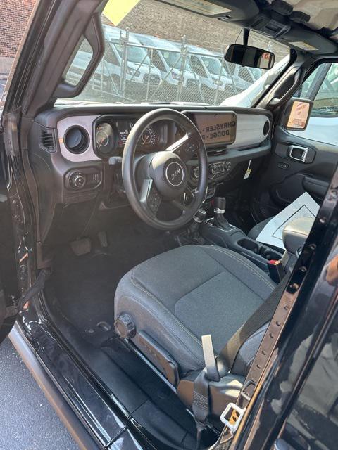 used 2024 Jeep Gladiator car, priced at $37,501