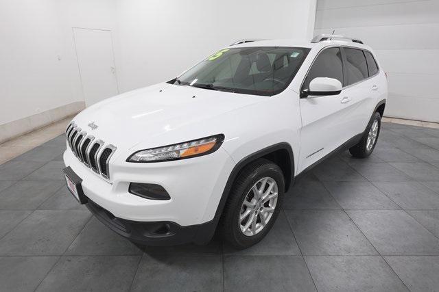 used 2015 Jeep Cherokee car, priced at $11,892