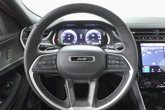 new 2025 Jeep Grand Cherokee car, priced at $49,194