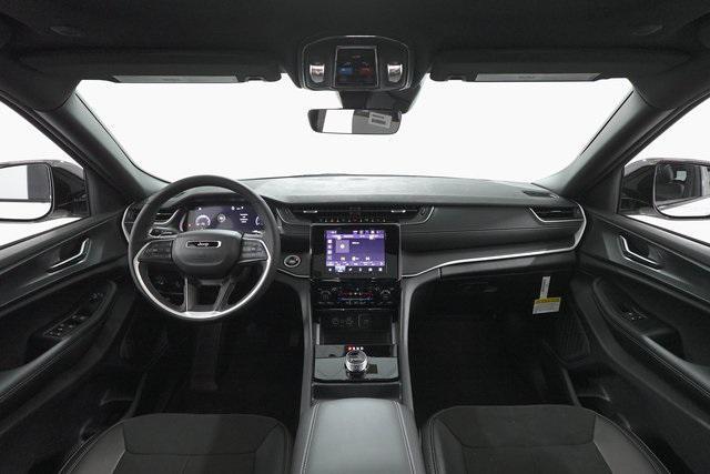 new 2025 Jeep Grand Cherokee L car, priced at $44,062