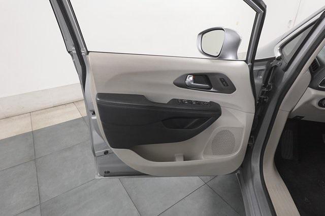 used 2018 Chrysler Pacifica car, priced at $18,494