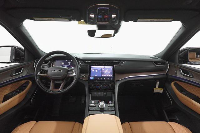 new 2025 Jeep Grand Cherokee L car, priced at $60,258