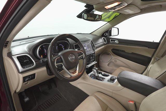 used 2020 Jeep Grand Cherokee car, priced at $31,446