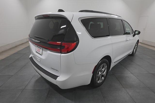 used 2023 Chrysler Pacifica car, priced at $28,995