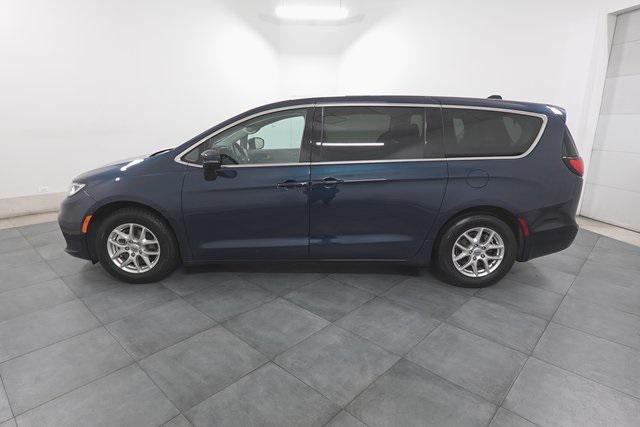used 2023 Chrysler Pacifica car, priced at $25,495