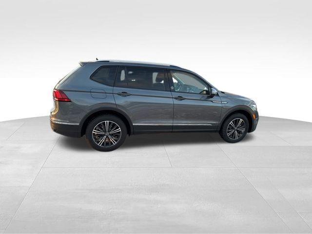 new 2024 Volkswagen Tiguan car, priced at $34,226