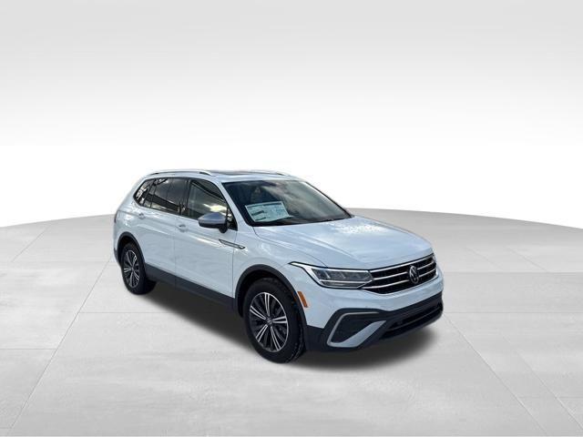 new 2024 Volkswagen Tiguan car, priced at $35,226