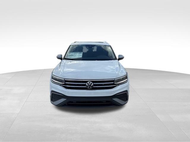 new 2024 Volkswagen Tiguan car, priced at $35,226