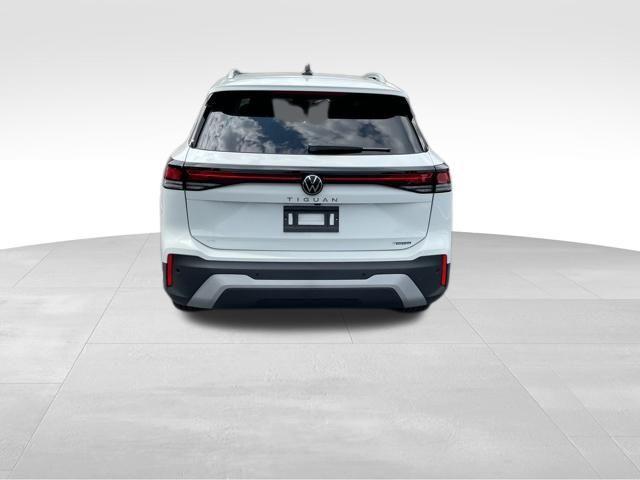 new 2025 Volkswagen Tiguan car, priced at $35,871