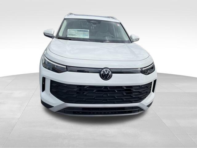 new 2025 Volkswagen Tiguan car, priced at $35,871