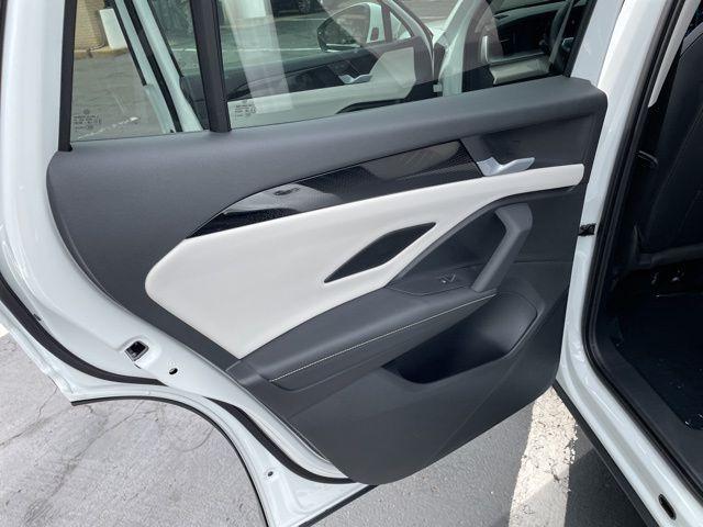 new 2025 Volkswagen Tiguan car, priced at $35,871