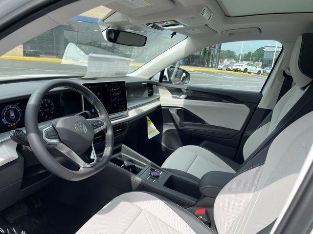 new 2025 Volkswagen Tiguan car, priced at $35,871