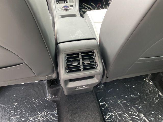 new 2025 Volkswagen Tiguan car, priced at $35,871