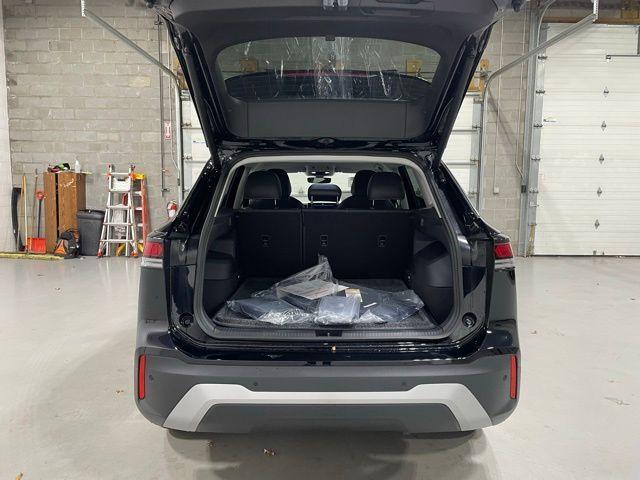 new 2025 Volkswagen Tiguan car, priced at $33,061