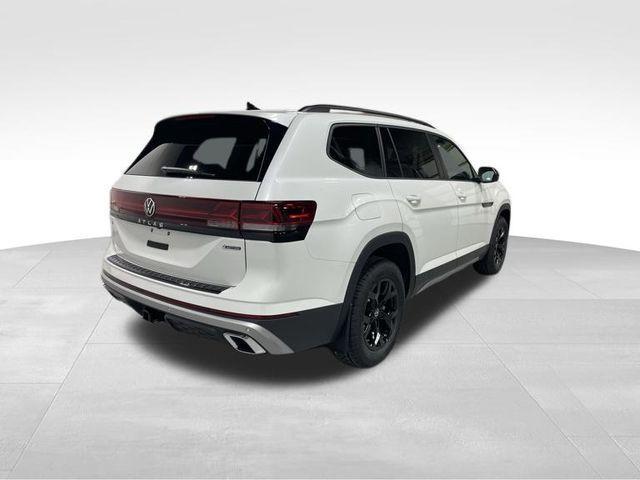 new 2026 Volkswagen Atlas car, priced at $50,681