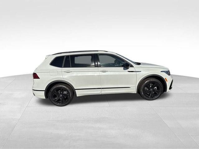 new 2024 Volkswagen Tiguan car, priced at $38,006