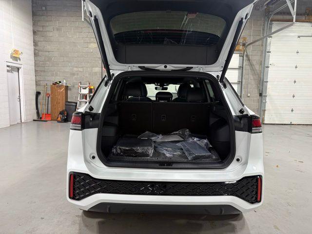 new 2026 Volkswagen Tiguan car, priced at $41,292