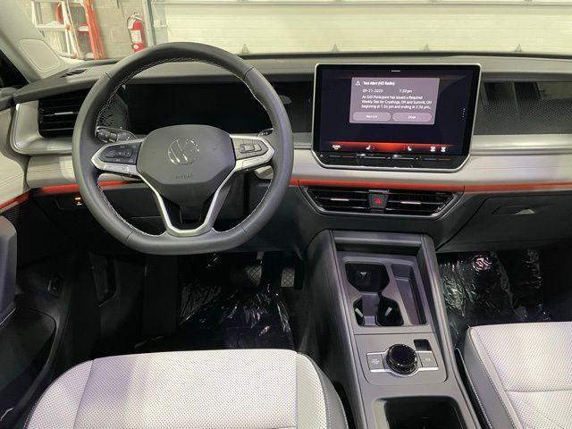 new 2025 Volkswagen Tiguan car, priced at $35,871