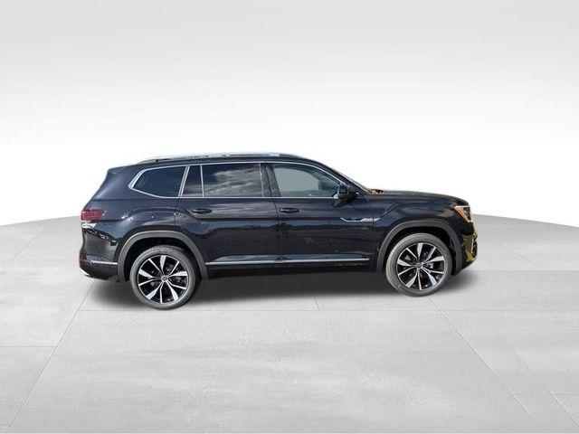 new 2025 Volkswagen Atlas car, priced at $55,601