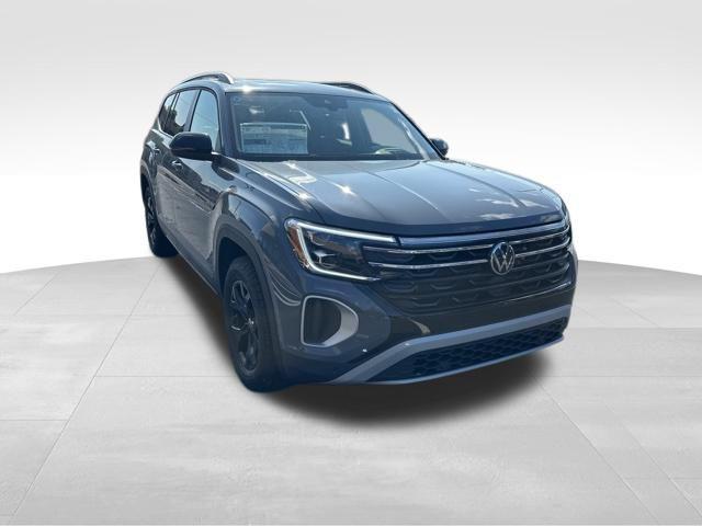 new 2024 Volkswagen Atlas car, priced at $53,016