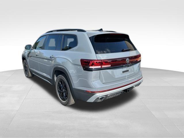 new 2024 Volkswagen Atlas car, priced at $50,916