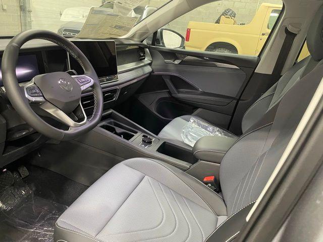 new 2025 Volkswagen Tiguan car, priced at $35,121