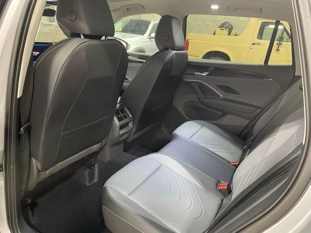 new 2025 Volkswagen Tiguan car, priced at $35,121