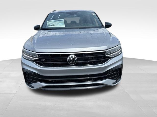 new 2024 Volkswagen Tiguan car, priced at $37,359