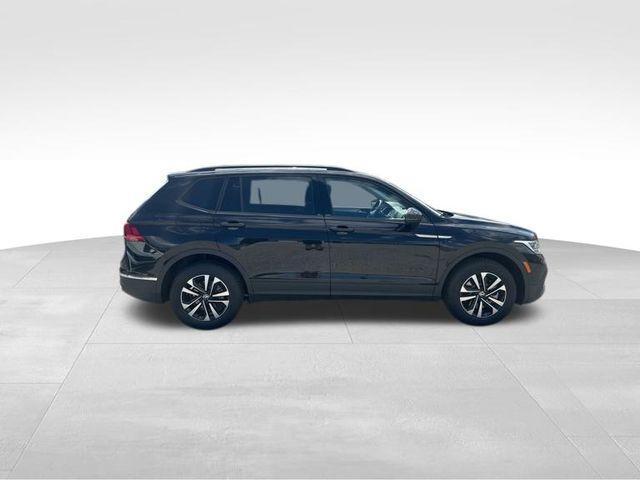 new 2024 Volkswagen Tiguan car, priced at $32,256