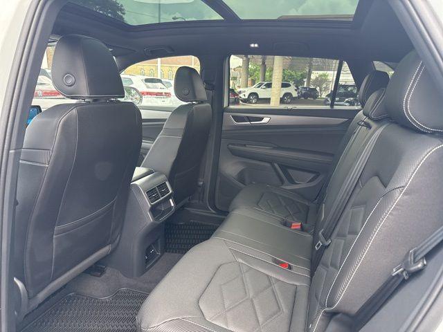new 2025 Volkswagen Atlas Cross Sport car, priced at $46,286