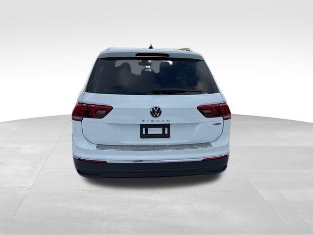 new 2024 Volkswagen Tiguan car, priced at $35,226