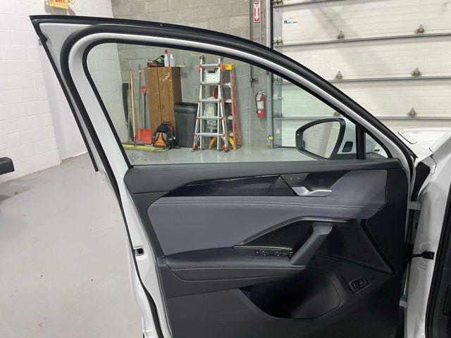 new 2025 Volkswagen Tiguan car, priced at $36,351