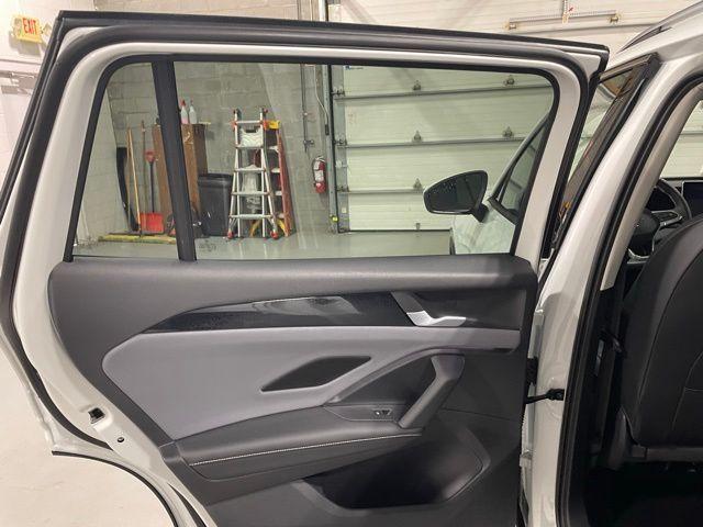 new 2025 Volkswagen Tiguan car, priced at $36,351