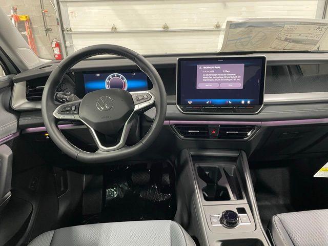 new 2025 Volkswagen Tiguan car, priced at $36,351