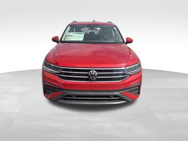 new 2024 Volkswagen Tiguan car, priced at $36,031