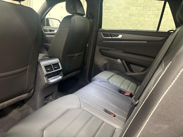 new 2026 Volkswagen Atlas Cross Sport car, priced at $50,471