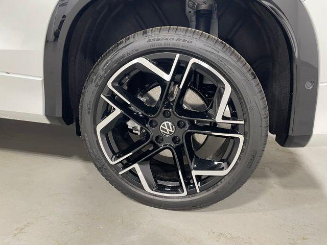 new 2026 Volkswagen Tiguan car, priced at $46,207