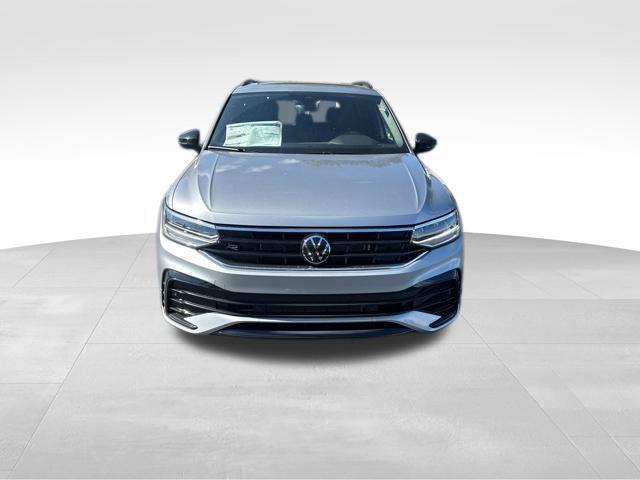 new 2024 Volkswagen Tiguan car, priced at $35,819