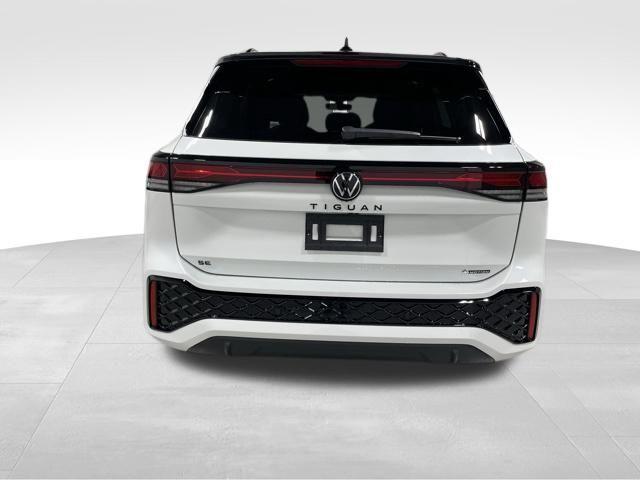 new 2025 Volkswagen Tiguan car, priced at $39,702