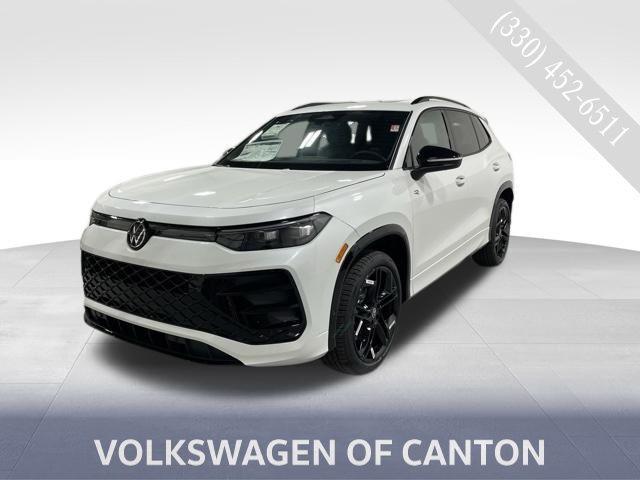 new 2025 Volkswagen Tiguan car, priced at $39,702