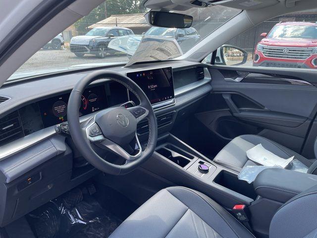 new 2025 Volkswagen Tiguan car, priced at $36,294