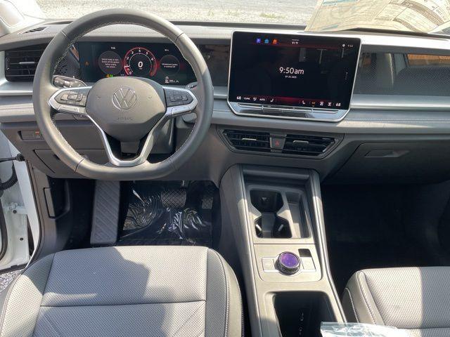 new 2025 Volkswagen Tiguan car, priced at $36,294