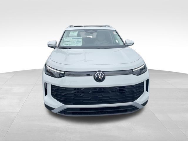 new 2025 Volkswagen Tiguan car, priced at $37,199