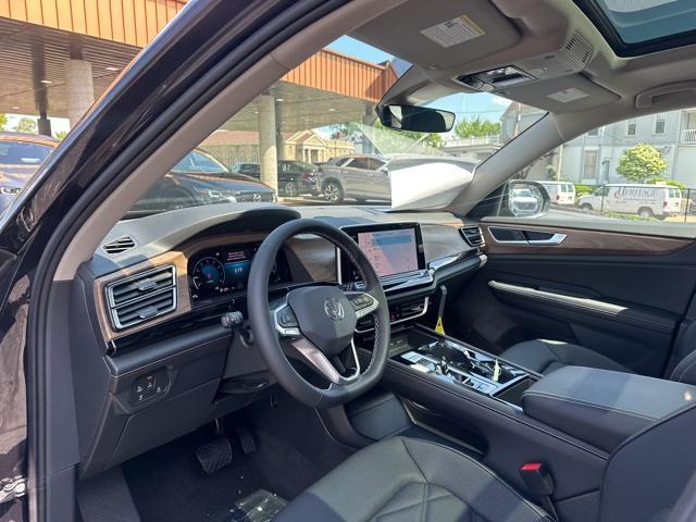 new 2024 Volkswagen Atlas car, priced at $46,952