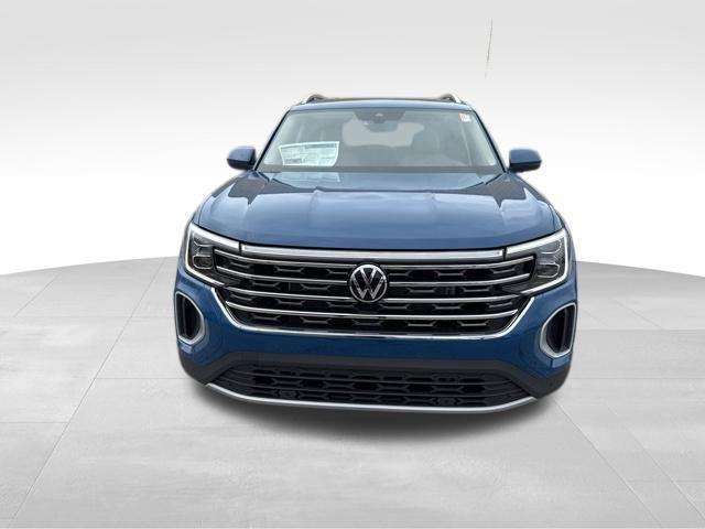 new 2025 Volkswagen Atlas car, priced at $50,826