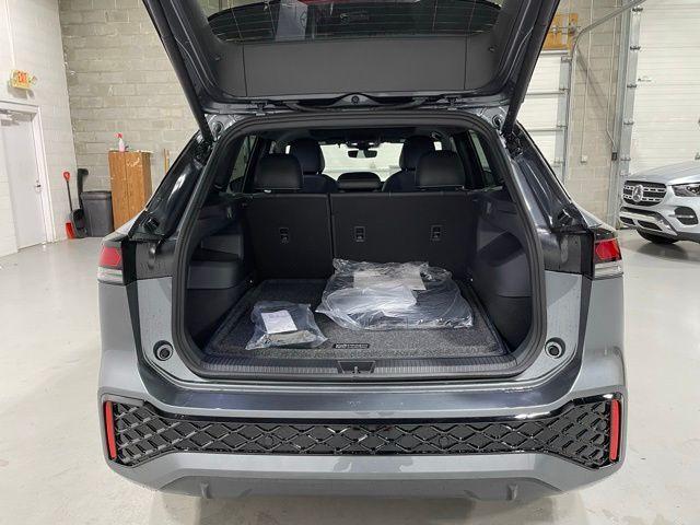 new 2025 Volkswagen Tiguan car, priced at $37,231