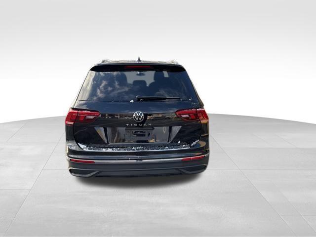 new 2024 Volkswagen Tiguan car, priced at $33,261